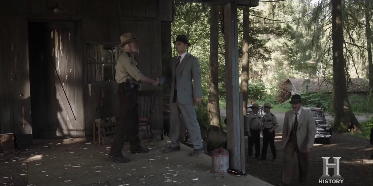 VampireDiariesWorld-dot-nl-ProjectBlueBook2x04-0442.jpg