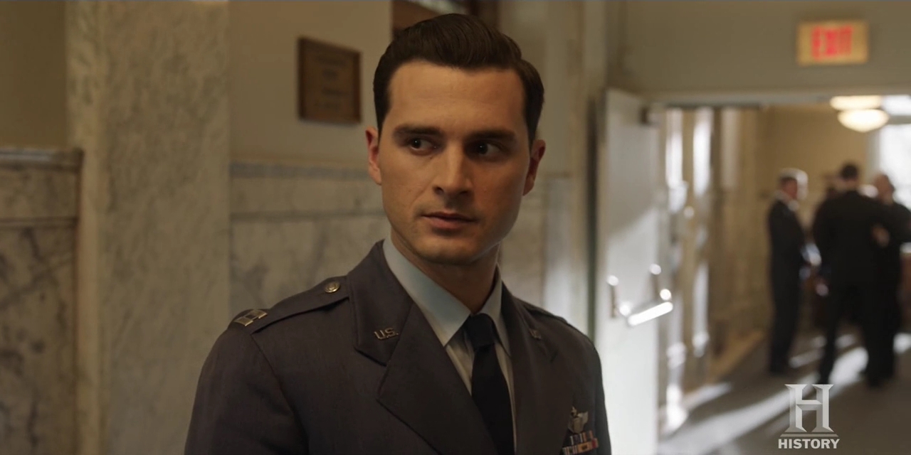 VampireDiariesWorld-dot-nl-ProjectBlueBook2x06-2011.jpg