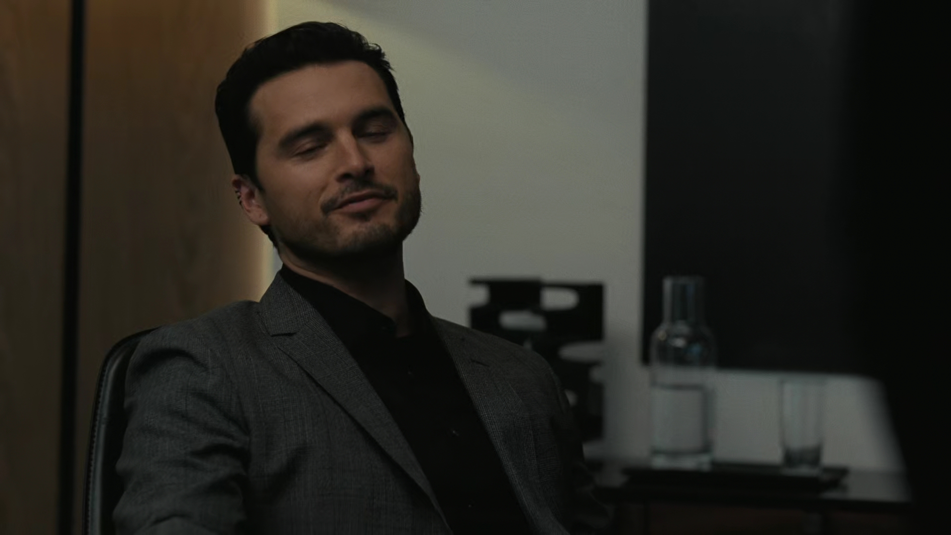 VampireDiariesWorld-dot-nl_Westworld4x01-0994.jpg