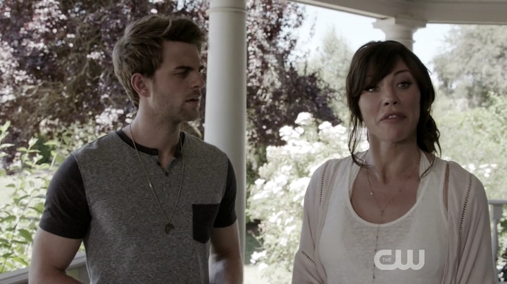 VampireDiariesWorld-dot-nl_SignificantMother-1x05-1080.jpg