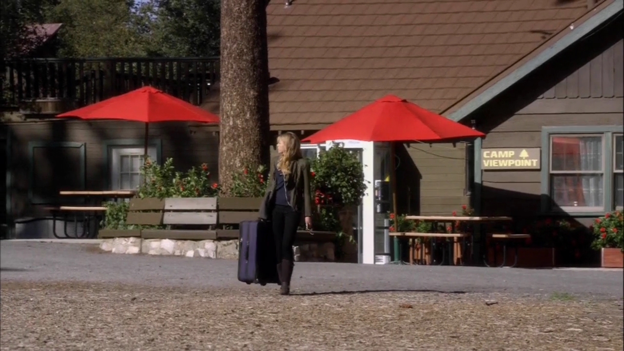 VampireDiariesWorld-dot-nl_AdvanceandRetreat_0821.jpg