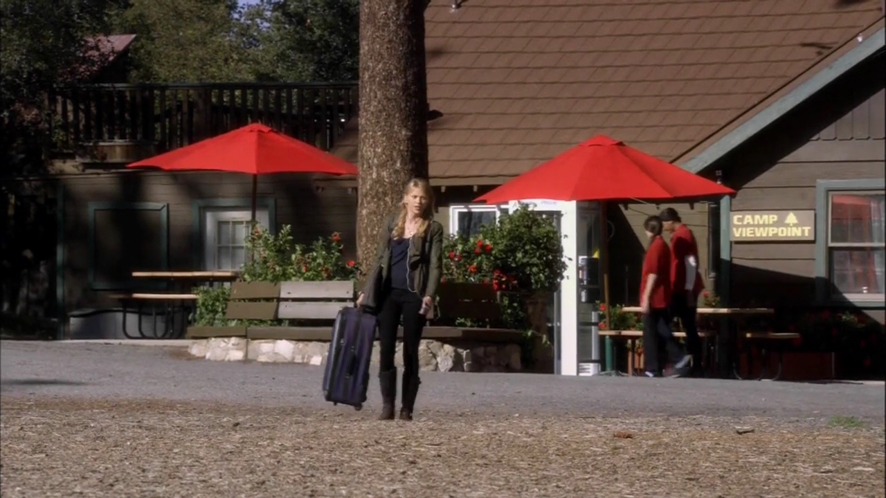 VampireDiariesWorld-dot-nl_AdvanceandRetreat_0824.jpg