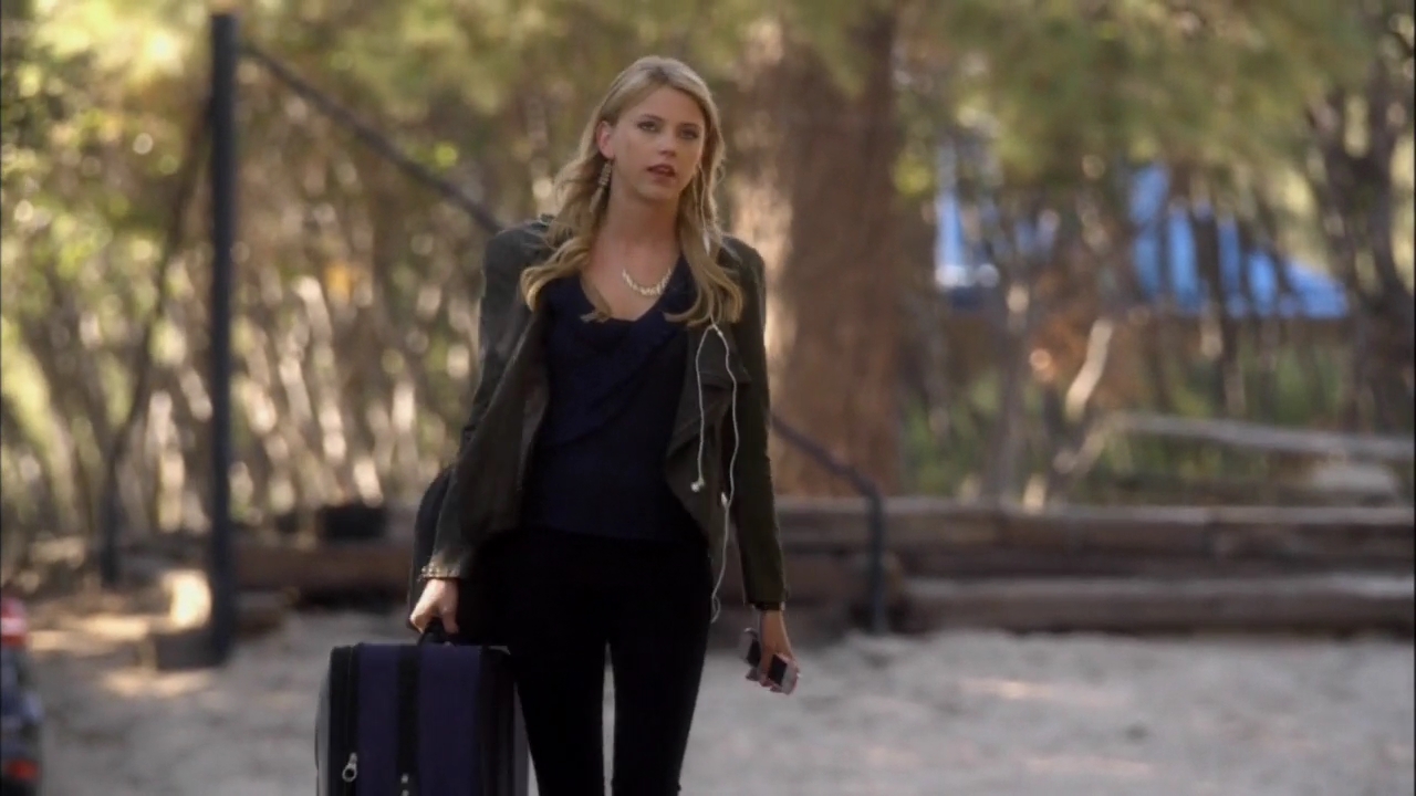 VampireDiariesWorld-dot-nl_AdvanceandRetreat_0850.jpg