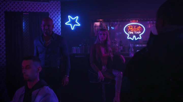 VampireDiariesWorld-dot-nl_Highttown2x07-1992.jpg VampireDiariesWorld-dot-nl_Highttown2x07-1992.jpg