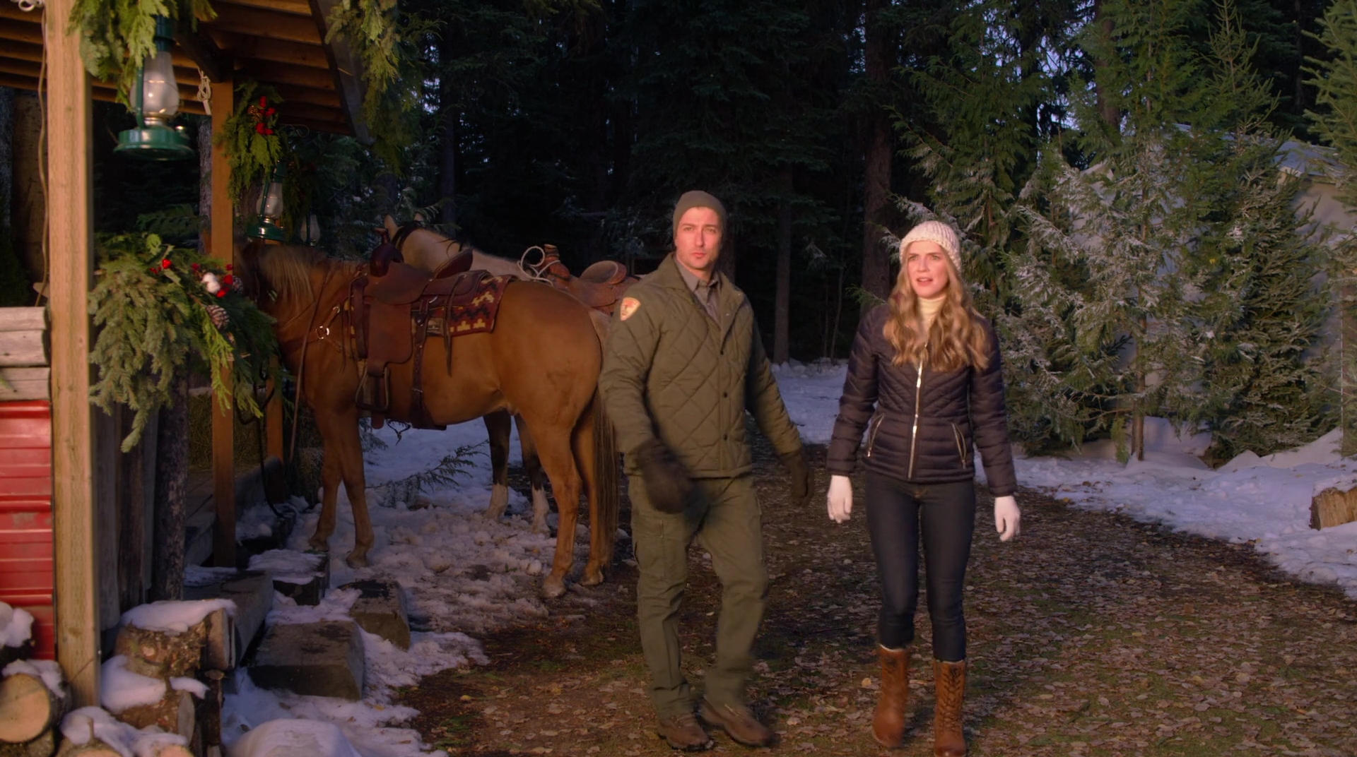 VampireDiariesWorld-dot-nl_AChristmasStar2137.jpg