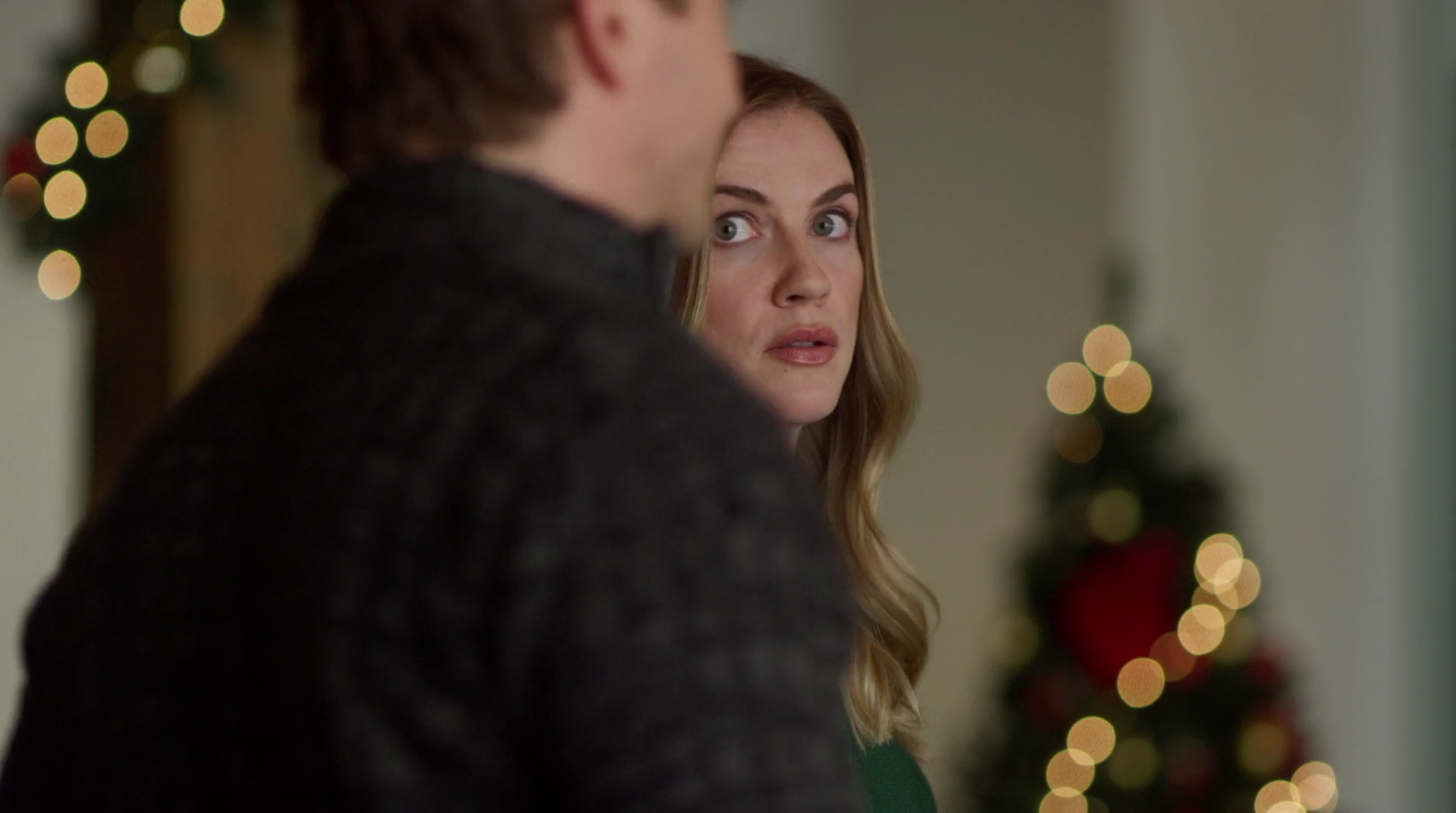 VampireDiariesWorld-dot-nl_AChristmasStar3162.jpg
