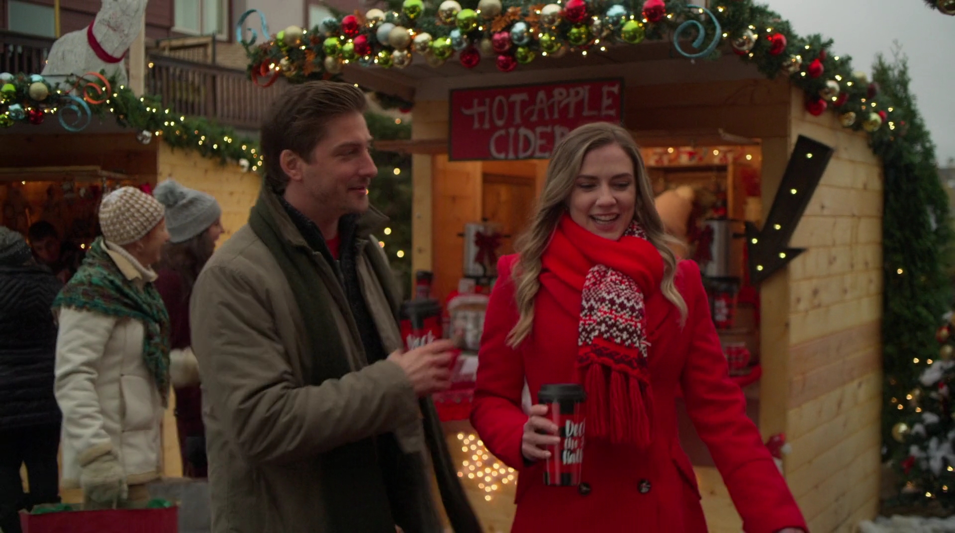 VampireDiariesWorld-dot-nl_AChristmasStar3279.jpg