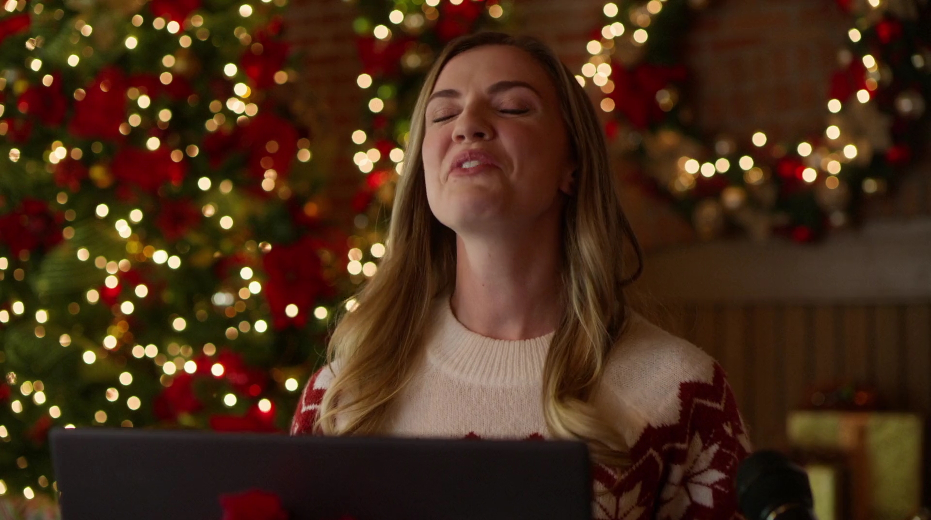 VampireDiariesWorld-dot-nl_AChristmasStar3553.jpg