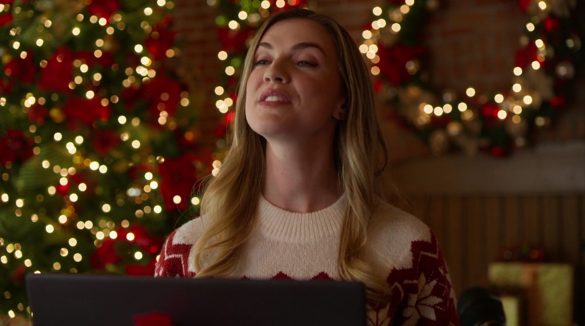 VampireDiariesWorld-dot-nl_AChristmasStar3559.jpg
