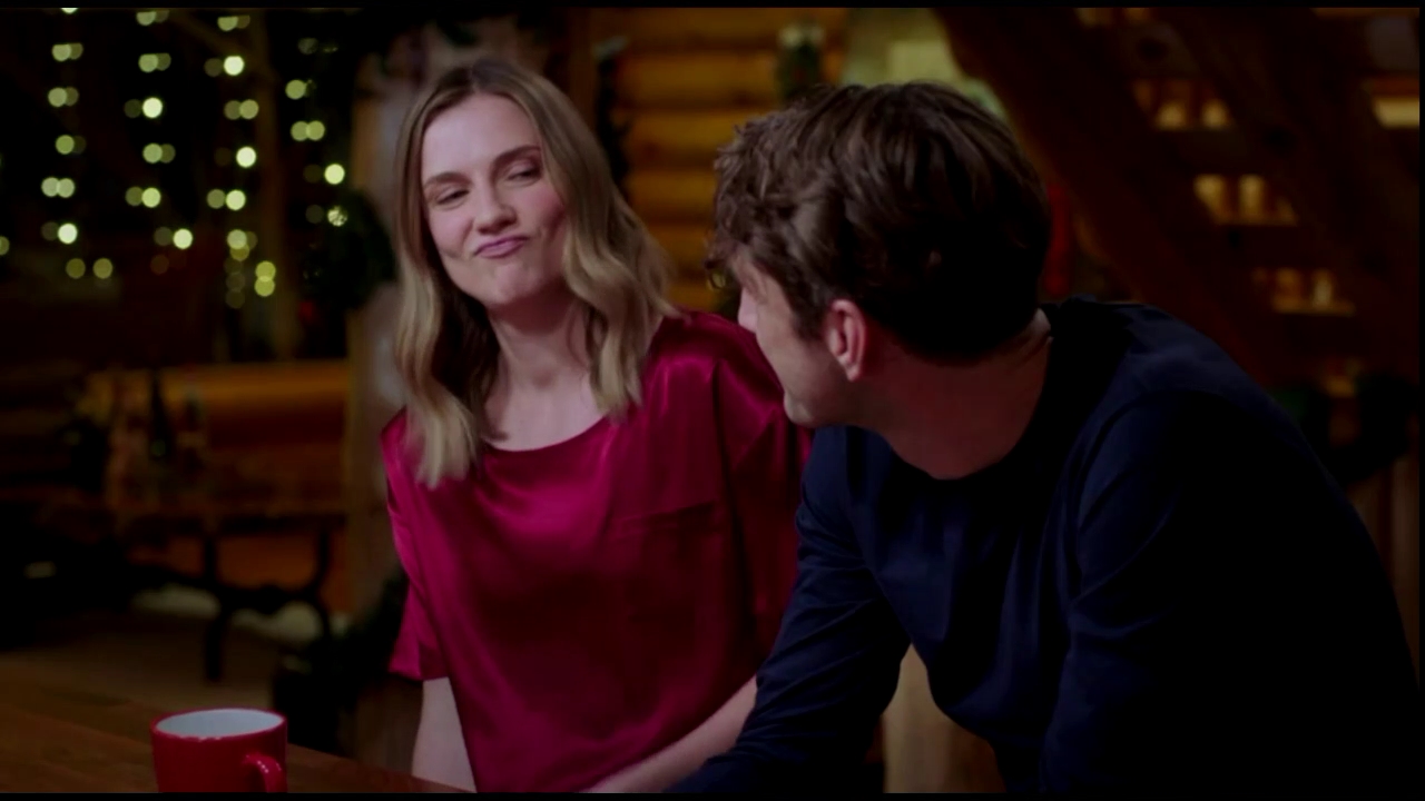 VampireDiariesWorld-CoupledUpForChristmas3977.jpg