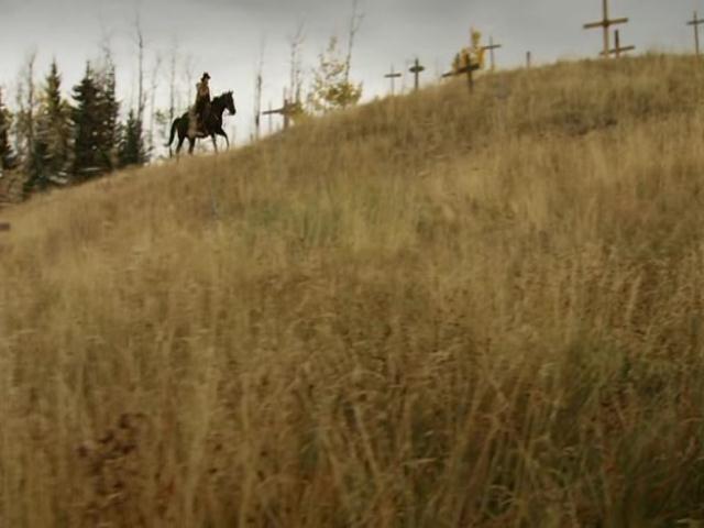 VampireDiariesWorld-dot-org_HannahsLaw2428.jpg