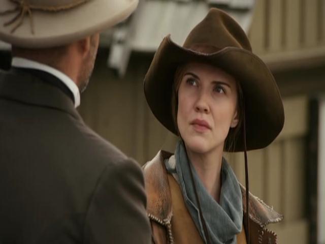 VampireDiariesWorld-dot-org_HannahsLaw3554.jpg
