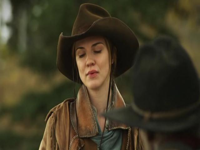 VampireDiariesWorld-dot-org_HannahsLaw3648.jpg
