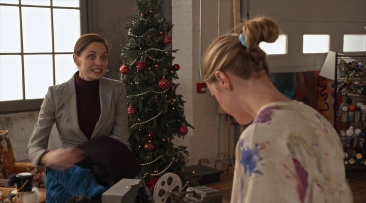 VampireDiariesWorld-dot-nl_TheChristmasTemp0123.jpg