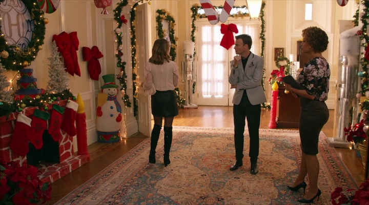 VampireDiariesWorld-dot-nl_TheChristmasTemp1166.jpg