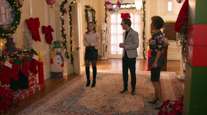 VampireDiariesWorld-dot-nl_TheChristmasTemp1172.jpg