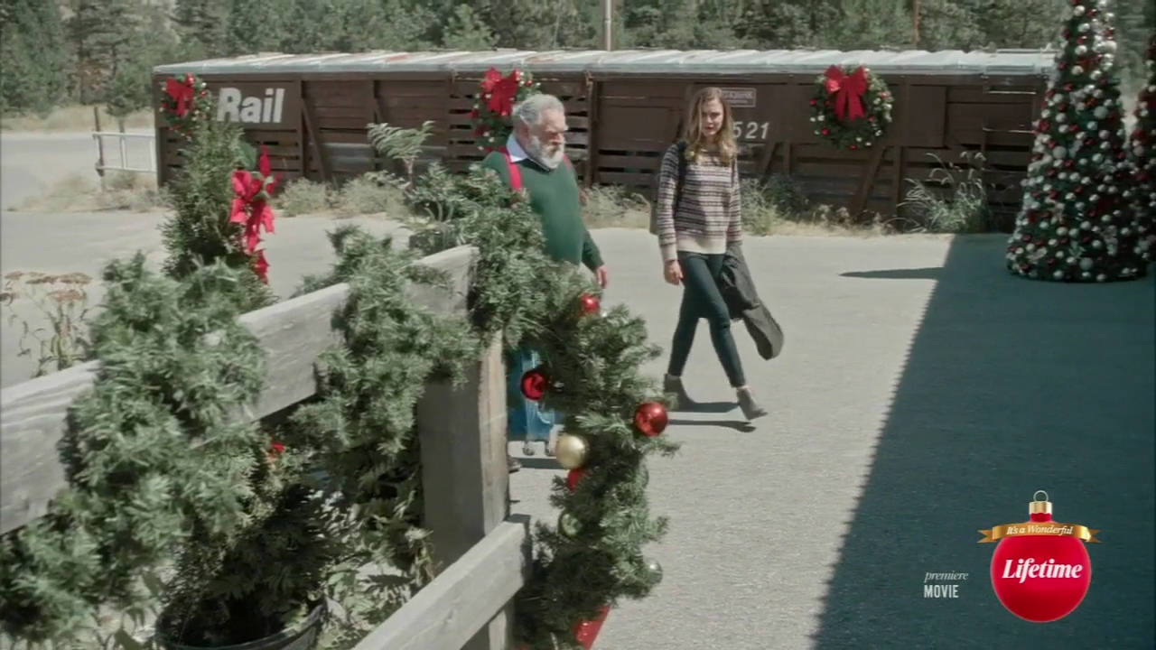 VampireDiariesWorld-dot-nl_TheChristmasYuleBlog4517.jpg VampireDiariesWorld-dot-nl_TheChristmasYuleBlog4517.jpg