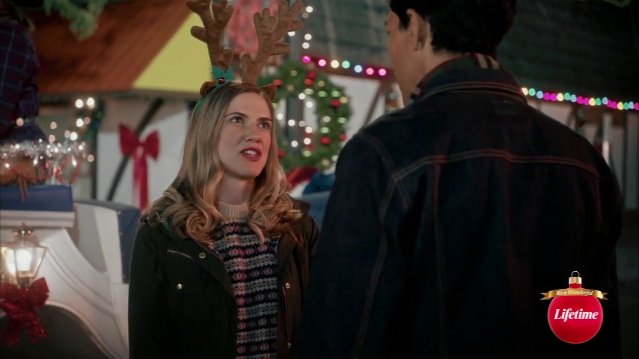 VampireDiariesWorld-dot-nl_TheChristmasYuleBlog4903.jpg