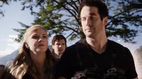 VampireDiariesWorld-dot-org_PrimevalNewWorldS01E13-1373.jpg
