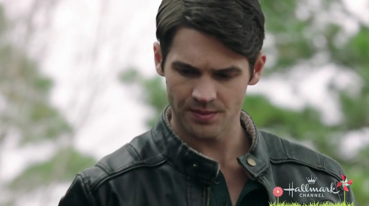VampireDiariesWorld-dot-nl_HomeBySpring1150.jpg