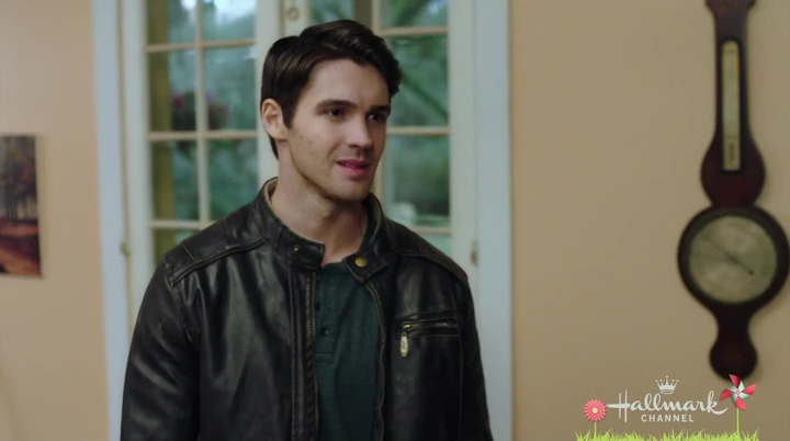 VampireDiariesWorld-dot-nl_HomeBySpring1200.jpg