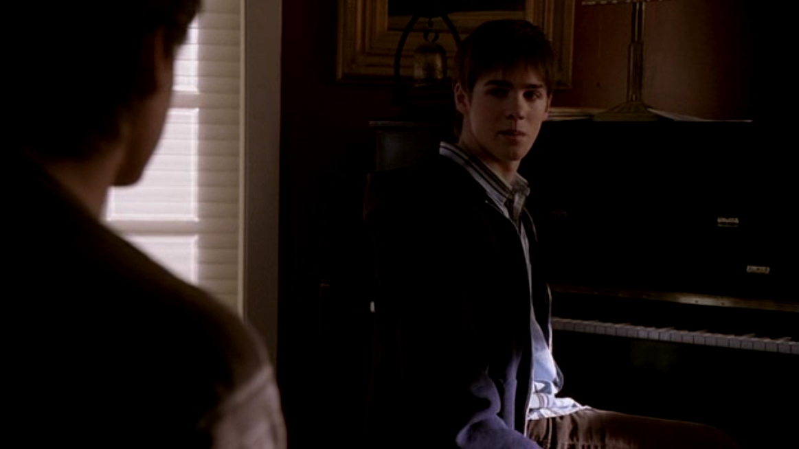 VampireDiariesWorld_dot_nl_Everwood4x13-3448.jpg