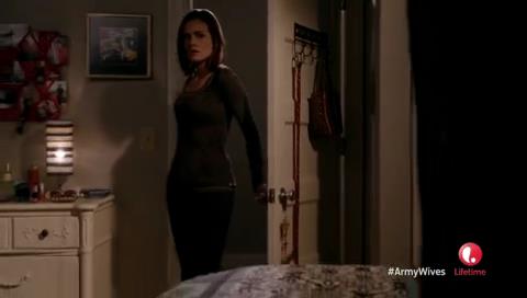 VampireDiariesWorld-dot-org_ArmyWives7x10-0563.jpg