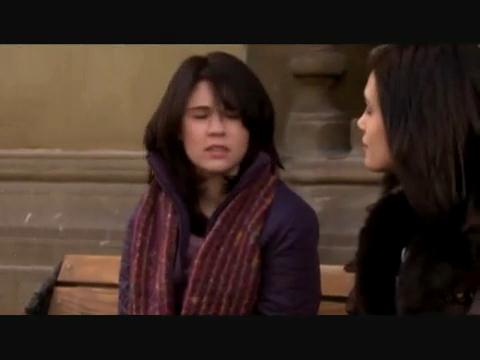 VampireDiariesWorld-dot-org_BeautifulPeople1x09-2436.jpg