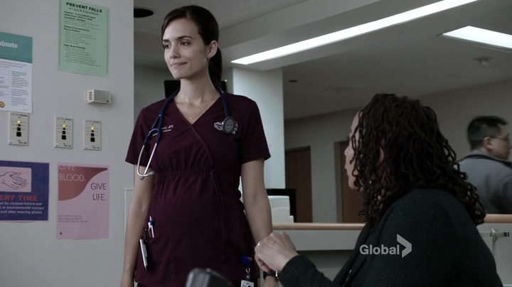 VampireDiariesWorld-dot-nl_ChigagoMed1x02-1044.jpg