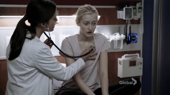 VampireDiariesWorld-dot-nl_ChigagoMed1x04-0324.jpg