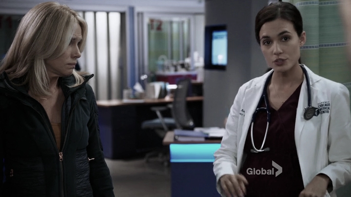 VampireDiariesWorld-dot-nl_ChigagoMed1x04-0370.jpg