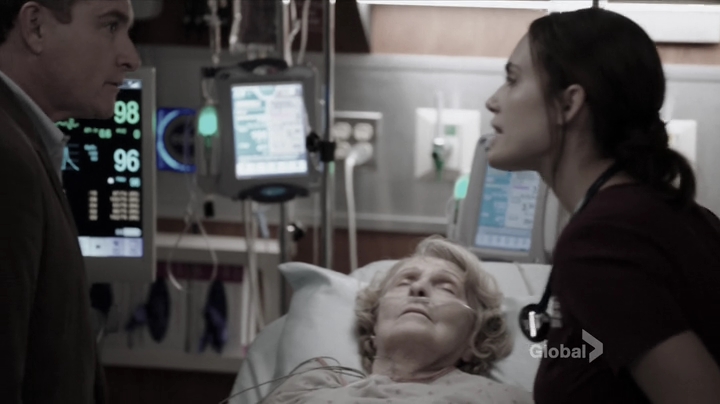 vampirediariesworld_dot_nl-ChigagoMed1x05-0940.jpg