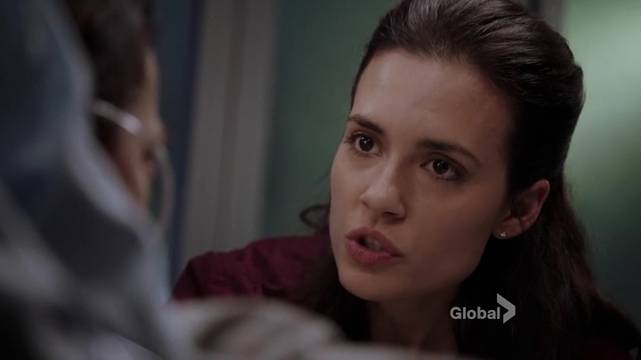 VampireDiariesWorld-dot-NL-ChigagoMed1x15-1665.jpg