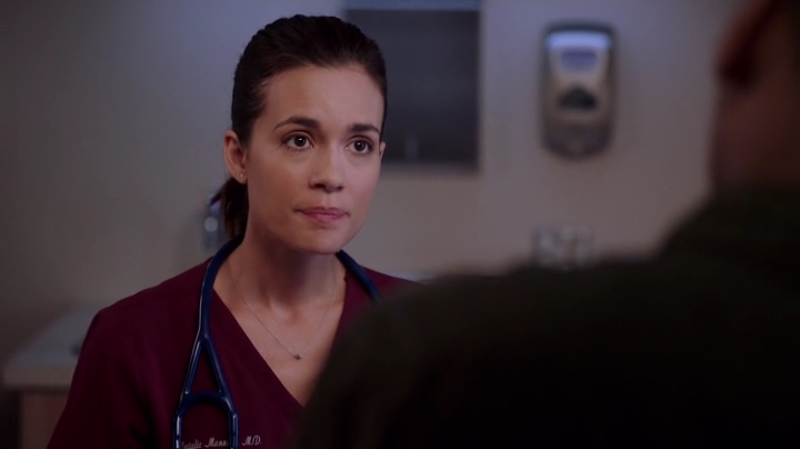 VampireDiariesWorld-dot-nl_ChigagoMed2x02-1562.jpg