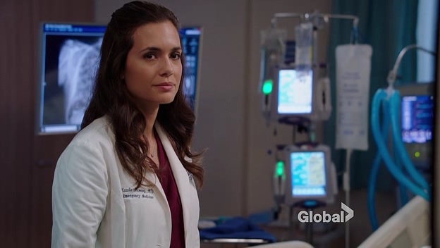 VampireDiariesWorld-dot-nl_ChigagoMed2x07-1929.jpg