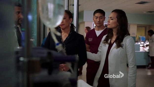 VampireDiariesWorld-dot-nl_ChigagoMed2x07-2228.jpg