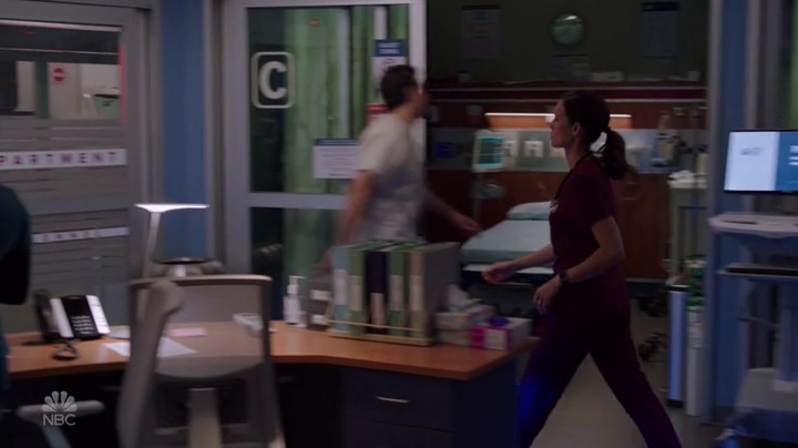 VampireDiariesWorld-dot-nl_ChigagoMed4x040084.jpg