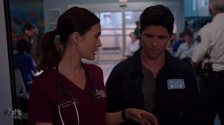 VampireDiariesWorld-dot-nl_ChigagoMed4x040189.jpg VampireDiariesWorld-dot-nl_ChigagoMed4x040189.jpg