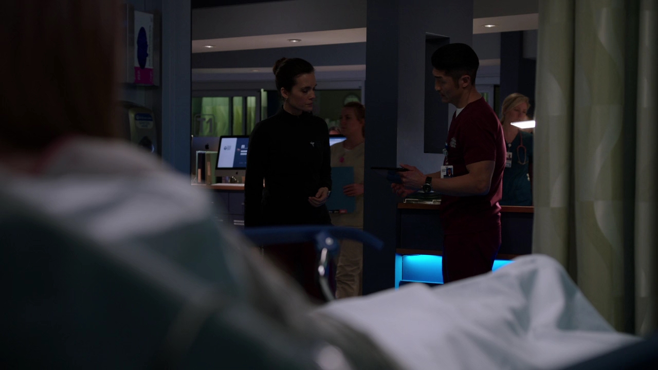 VampireDiariesWorld-dot-nl_ChigagoMed4x18-00517.jpg