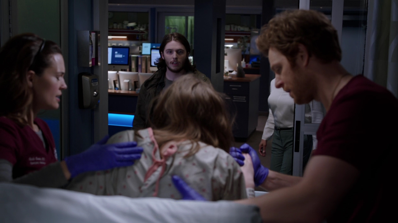 VampireDiariesWorld-dot-nl_ChigagoMed4x19-01566.jpg