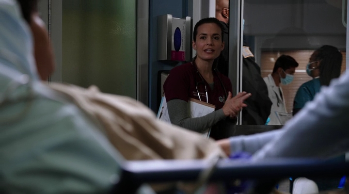 VampireDiariesWorld-dot-nl_ChigagoMed6x02-0339.jpg