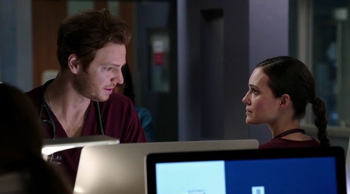 VampireDiariesWorld-dot-nl_ChigagoMed6x12-0446.jpg