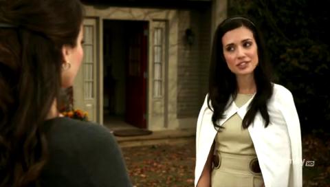 VampireDiariesWorld-dot-org_PrettyLittleLiarsS01E01-1030.jpg