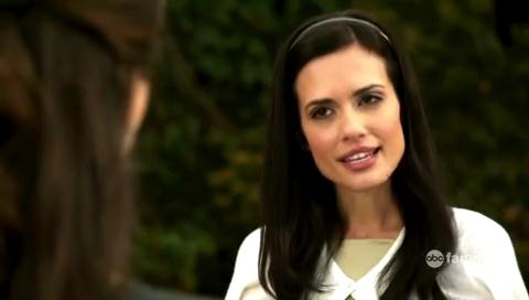 VampireDiariesWorld-dot-org_PrettyLittleLiarsS01E01-1040.jpg