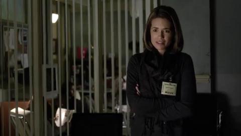 VampireDiariesWorld-dot-org_PrettyLittleLiars3x22-0726.jpg