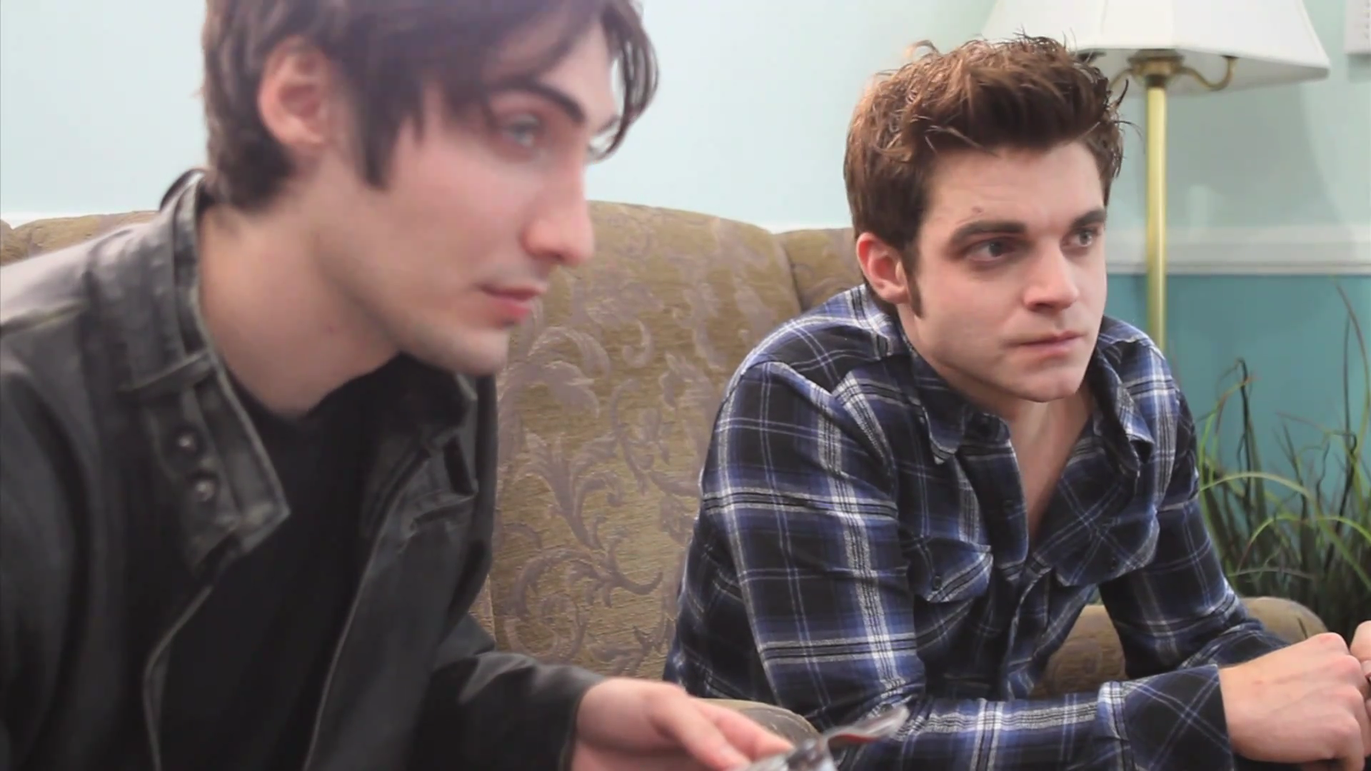VampireDiariesWorld_dot_org-TheHillywoodShowParady0250.png