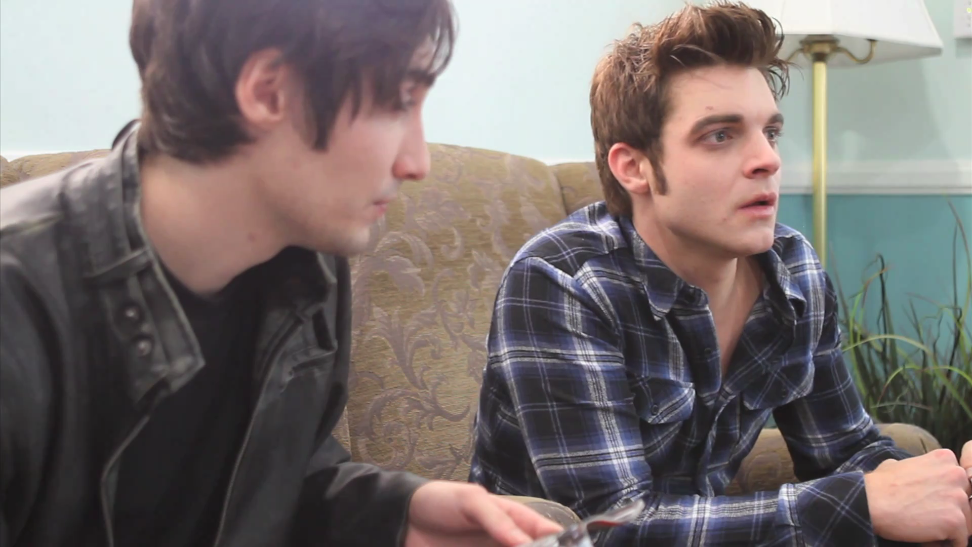 VampireDiariesWorld_dot_org-TheHillywoodShowParody0132.png VampireDiariesWorld_dot_org-TheHillywoodShowParody0132.png