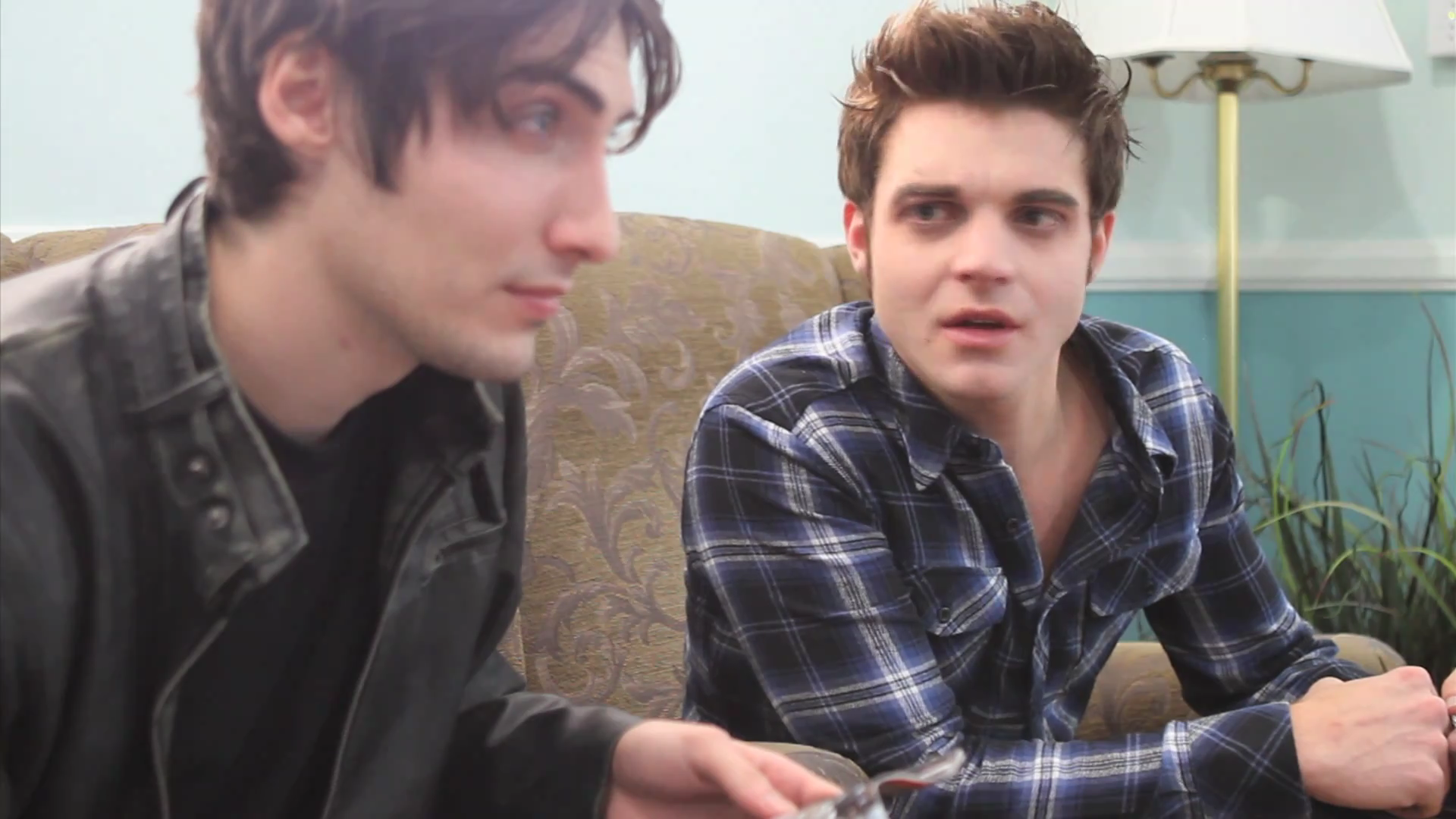 VampireDiariesWorld_dot_org-TheHillywoodShowParody0145.png VampireDiariesWorld_dot_org-TheHillywoodShowParody0145.png