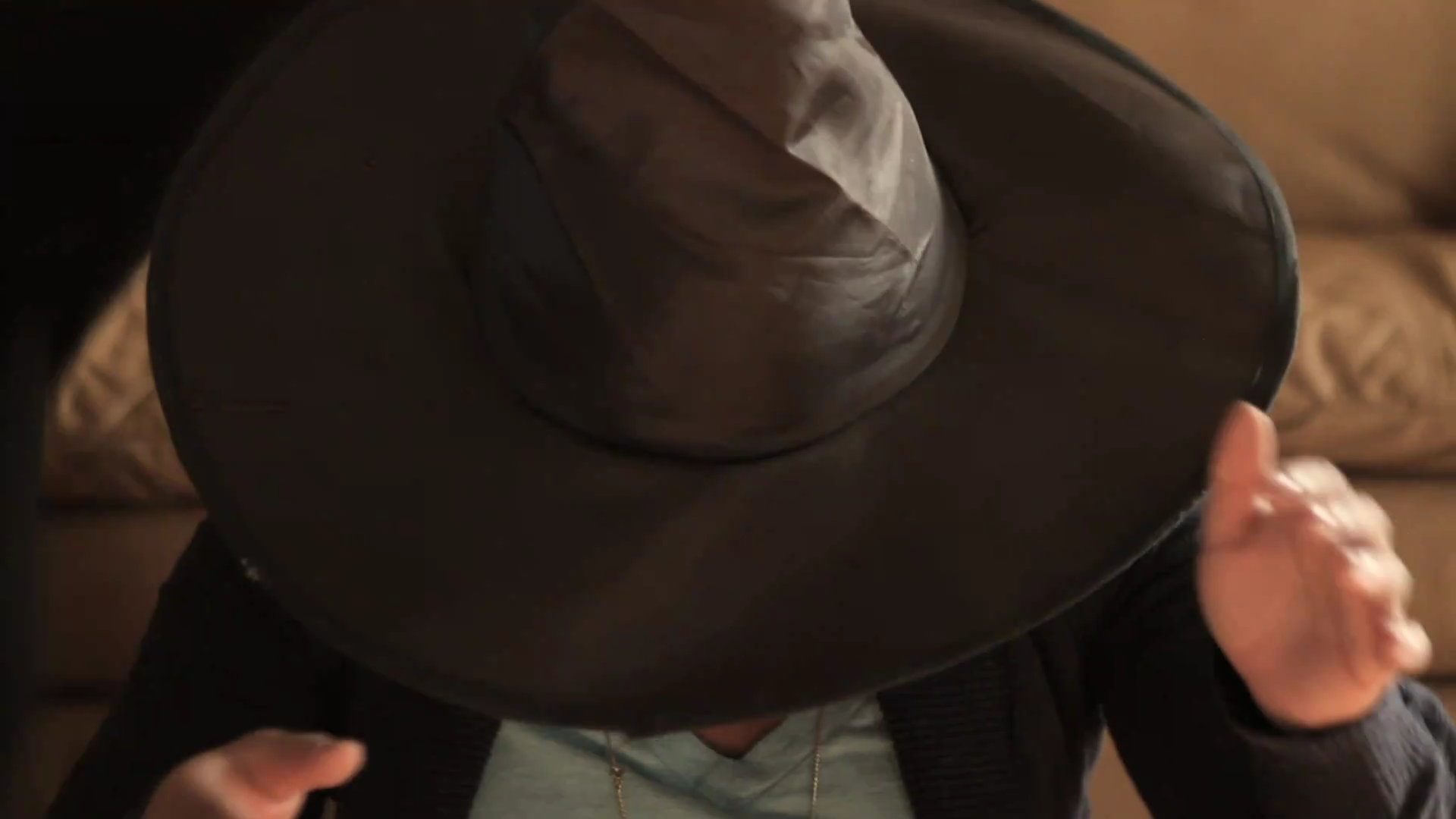 VampireDiariesWorld_dot_org-TheHillywoodShowParody0453.png VampireDiariesWorld_dot_org-TheHillywoodShowParody0453.png