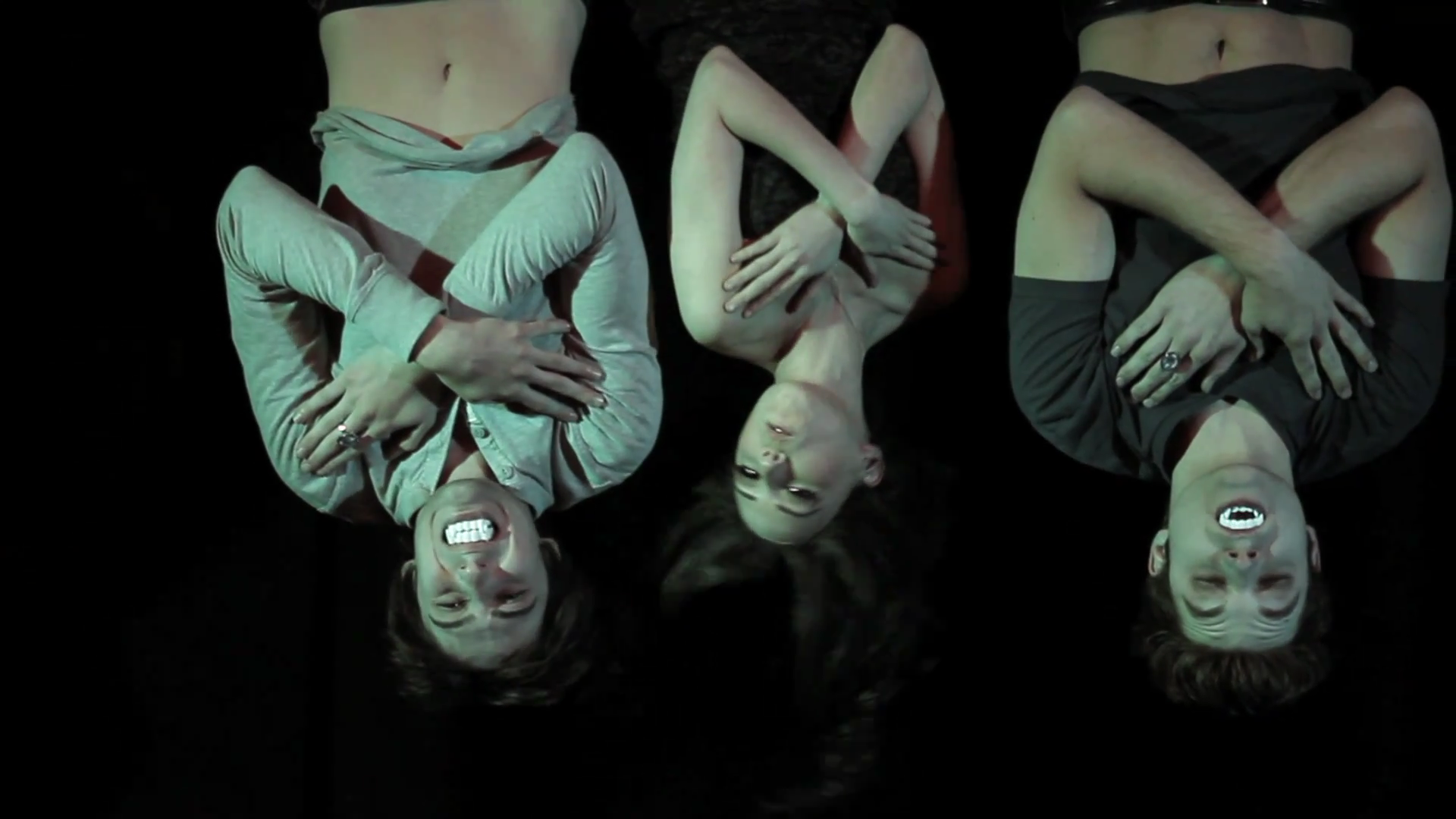 VampireDiariesWorld_dot_org-TheHillywoodShowParody0479.png
